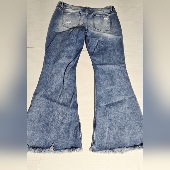 Kancan Distressed Flare Jeans Raw Hem Bell Bottom Light Wash Size 33 - Picture 10 of 16